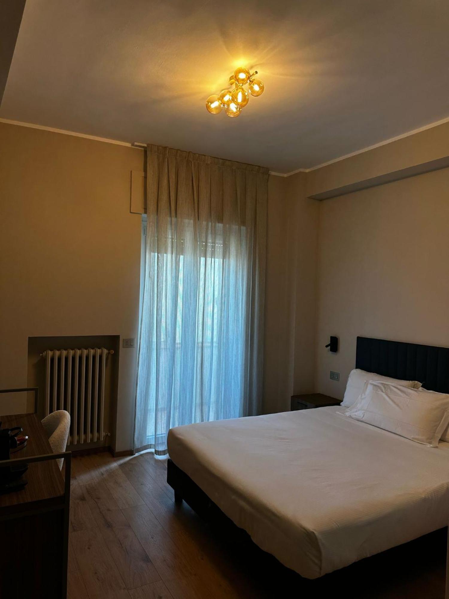 Urban Hotel Пескара Экстерьер фото